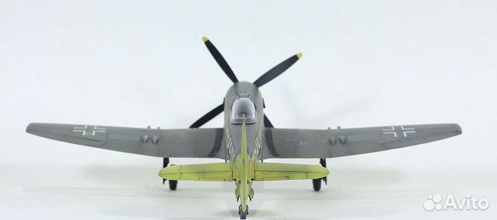 Модель самолета Hawker Tempest Mk. V