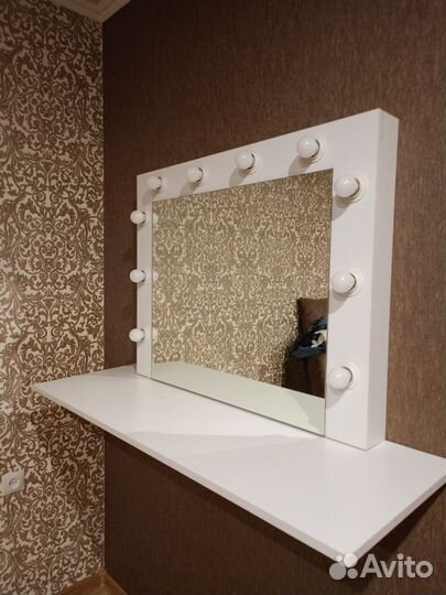 Гримерное зеркало