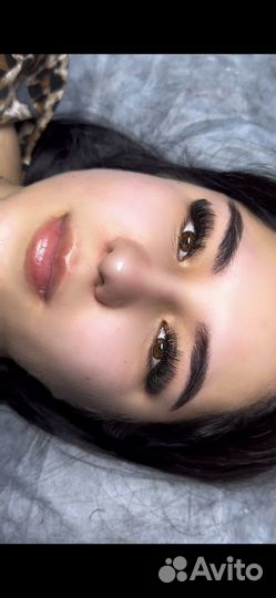 Наращивание ресниц в студии