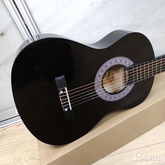 Гитара новая классическая
