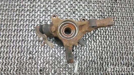 Ступица передняя правая toyota corolla verso 2 (80O15N901)