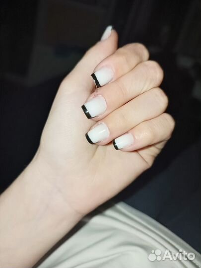 Наращивание ногтей модель