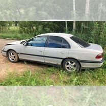 Opel Omega 2.0 AT, 1999, битый, 398 986 км, с пробегом, цена 90 000 руб.