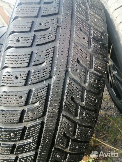 Kumho I'Zen KW22 235/65 R17 108T