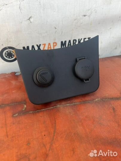 Рамка с прикуривателем Hyundai Solaris 2010-2017