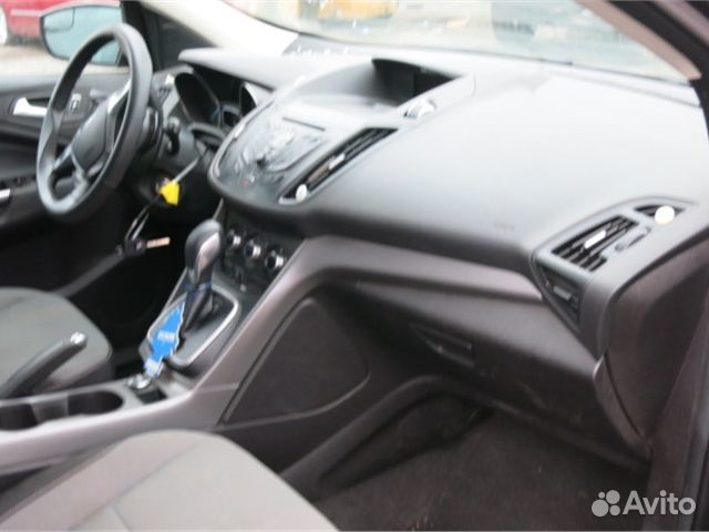 Разбор на запчасти Ford Escape