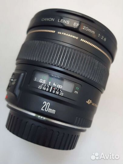 Объектив Canon EF 20mm F 2,8 б/у