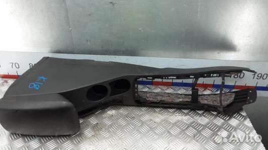 Подлокотник центральный KIA CEE'D 1 (1KK18IX01)