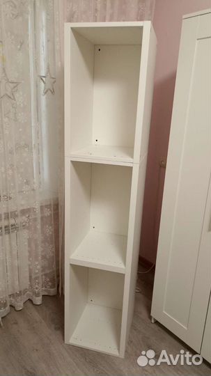 Тумба или стелаж