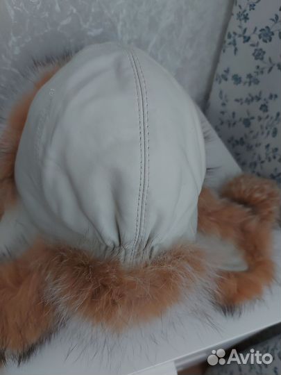Шапка зимняя кожаная женская