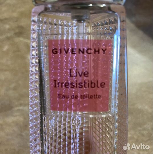 Парфюм givenchy Live Irresistible