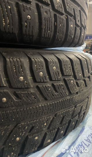 Kumho I'Zen KW22 215/65 R16 98T