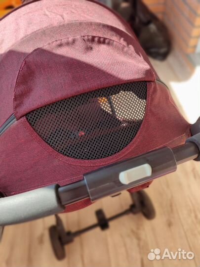 Прогулочная коляска