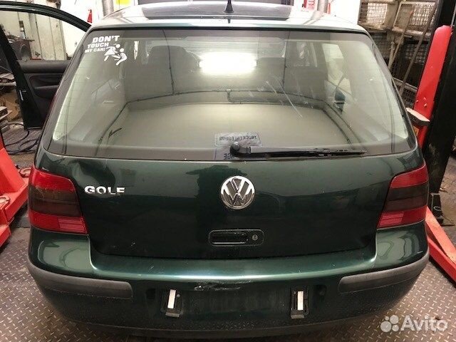 Разбор на запчасти Volkswagen Golf 4 1997-2005
