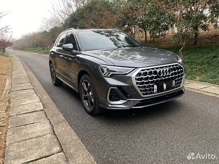 Audi Q3 1.4 AMT, 2022, 23 615 км