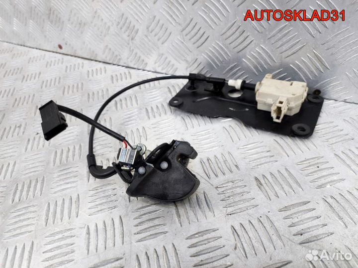 Замок багажника Opel Astra H 13300373 Cabrio