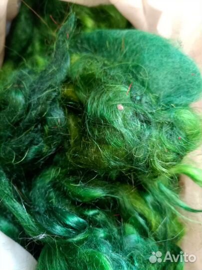 Козий пух, крашеный