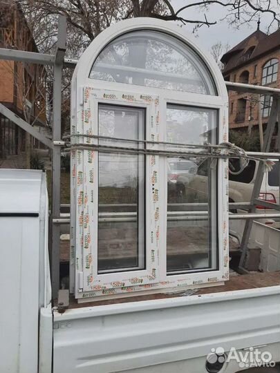 Окно пластиковое