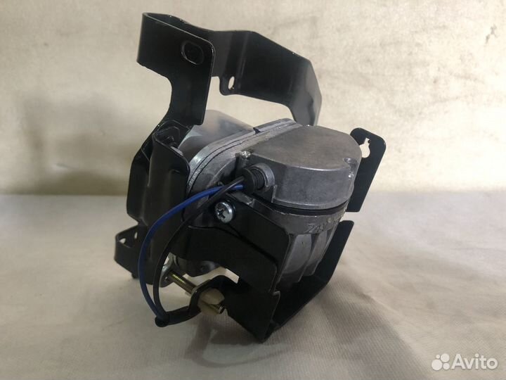 Туманная фара Митсубиси Лансер IX mitsubishi lance