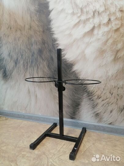 Подставка под миски для собаки