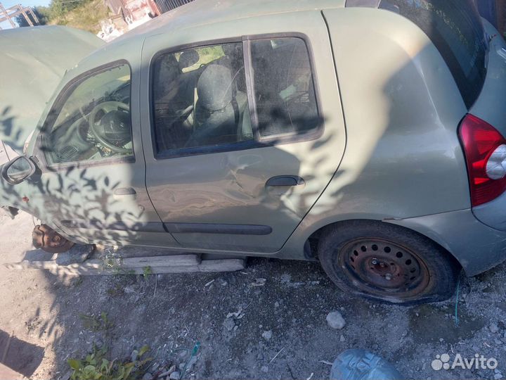 Запчасти на reno cllio