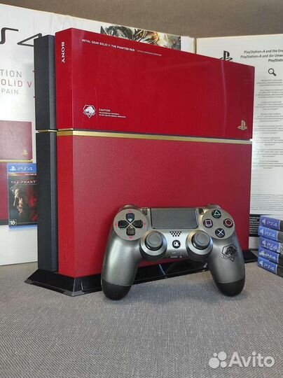 Sony PS4 Limited edition metal gear