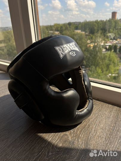 Боксерский шлем Reyvel