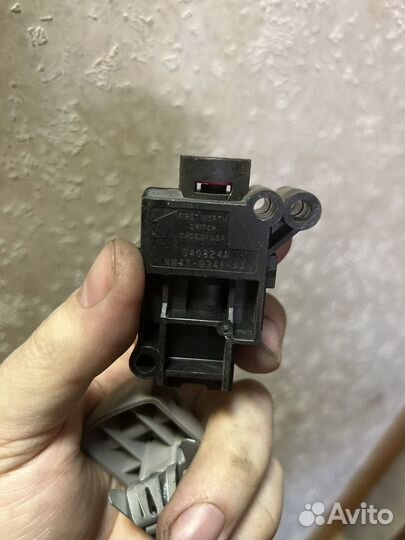 Кнопка XW4T9341AA ford focus