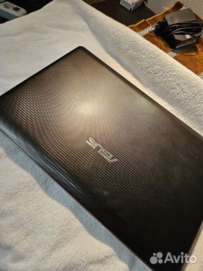 Ноутбук asus