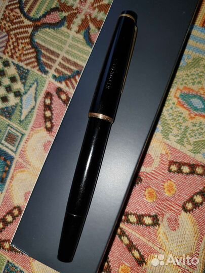 Ручка Montblanc 34 с золотым пером