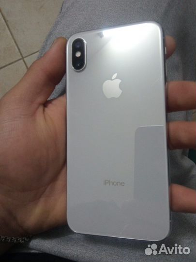 Телефон iPhone X