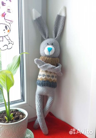 Вязаный заяц