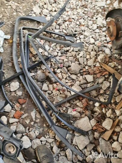 Уплотнитель двери на бмв е38 двойные стекла