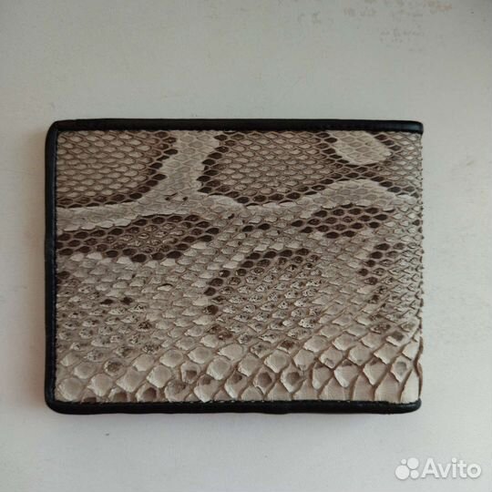 Мужской бумажник кожа кобры