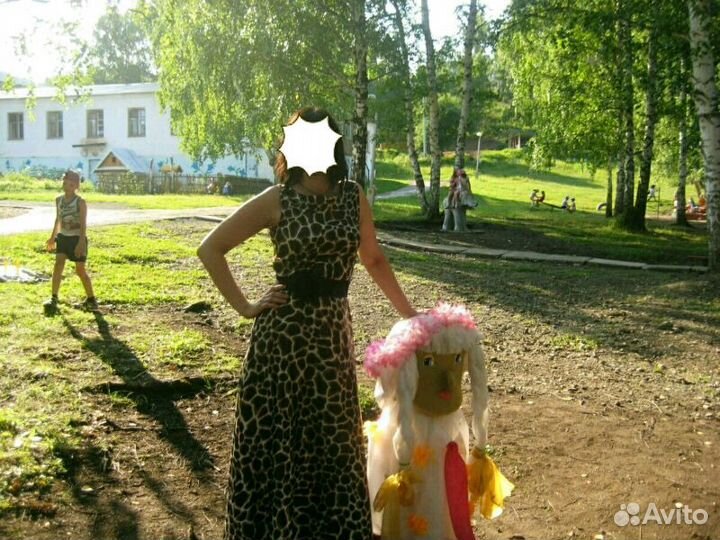 Платья