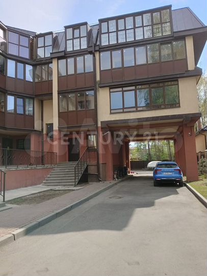 5-к. квартира, 282,6 м², 2/4 эт.