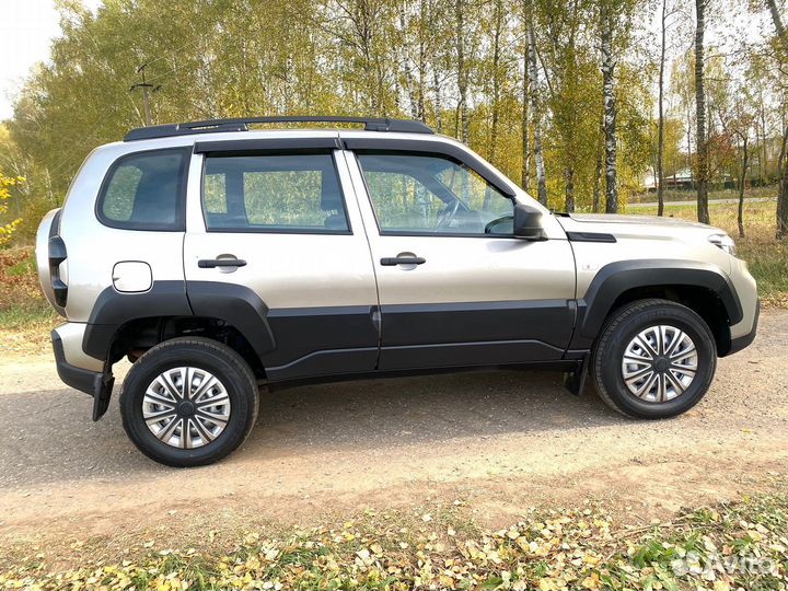 ВАЗ Niva Travel 1.7 МТ, 2022, 55 000 км