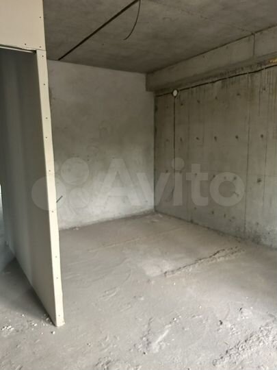 2-к. квартира, 70,6 м², 1/10 эт.