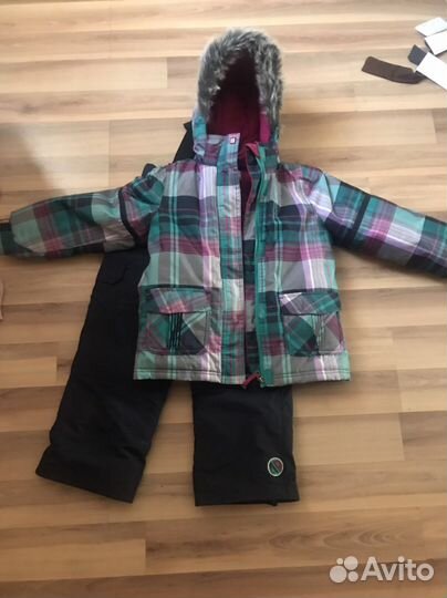 Зимний костюм на девочку 128