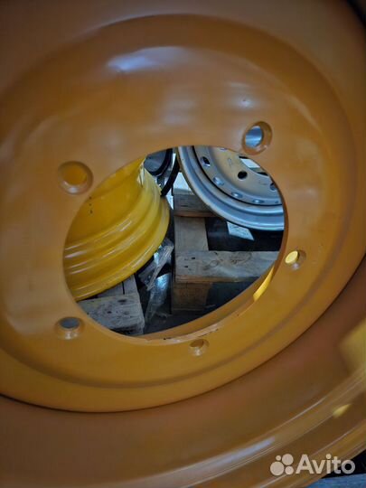 Диск для экскаватора погрузчика JCB 14*28 N