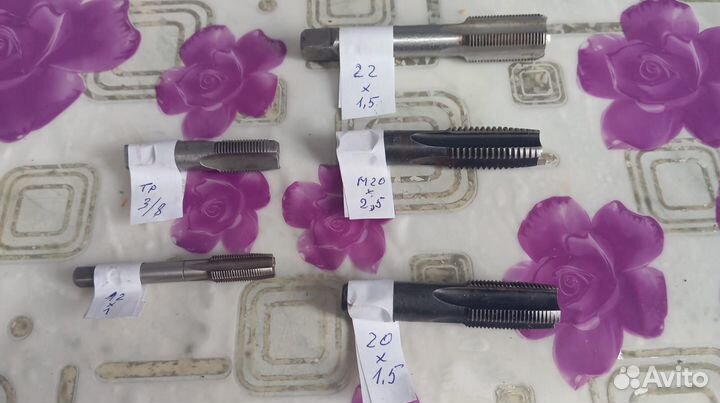 Метчики,Свёрла, Развёртки и плашки СССР