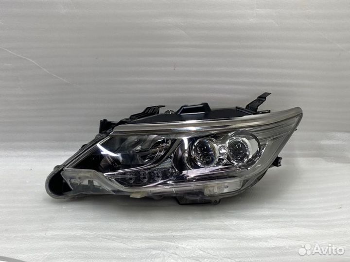 Фара LED передняя левая Тoyota Camry V55 2017-2018