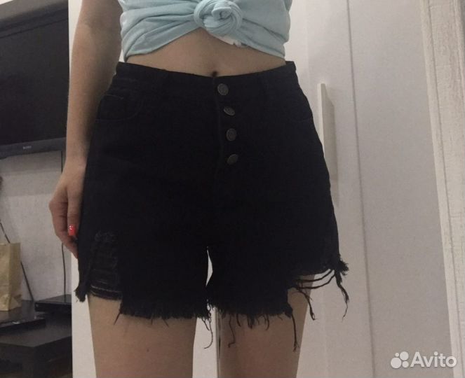 Джинсовые шорты