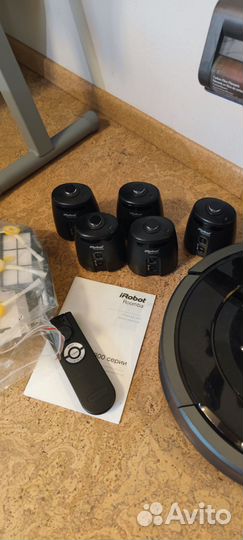 Пылесос iRobot Roomba 880