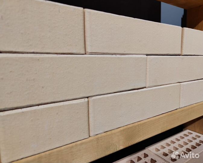 Кирпич Светло-бежевый Губский