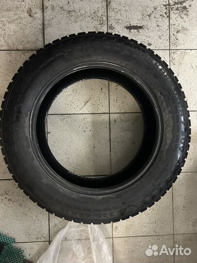 Nokian Tyres Hakkapeliitta 7 SUV 235/60 R18 107T