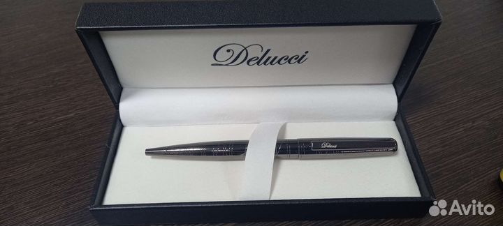 Ручка шариковая Delucci