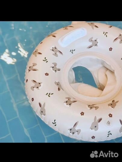 Круг для плавания, нарукавники, жилеты