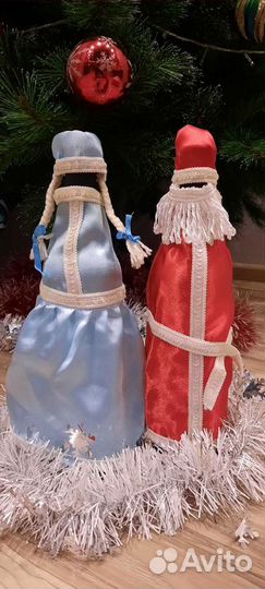 Новогодние подарки. Снегурочка и дед мороз