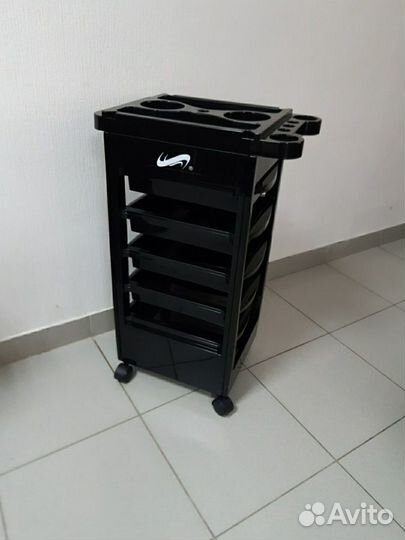 Тележка парикмахерская